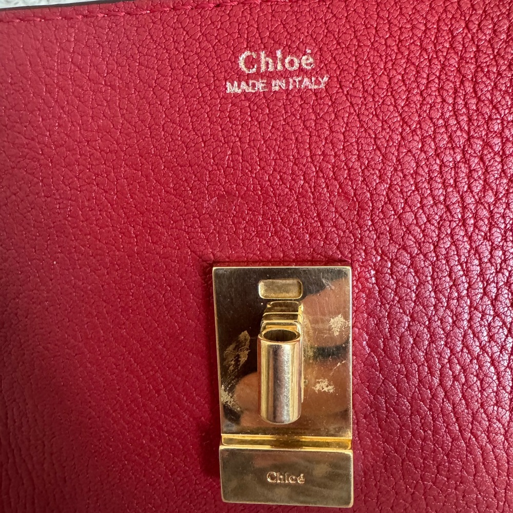 Chloe Drew - Picture 9 of 12